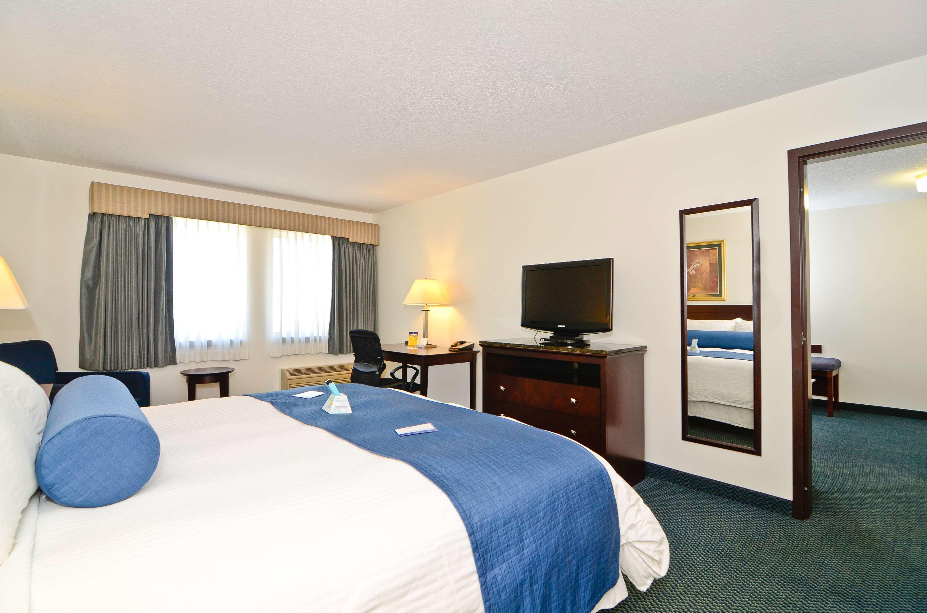 Best Western Gas City Room photo