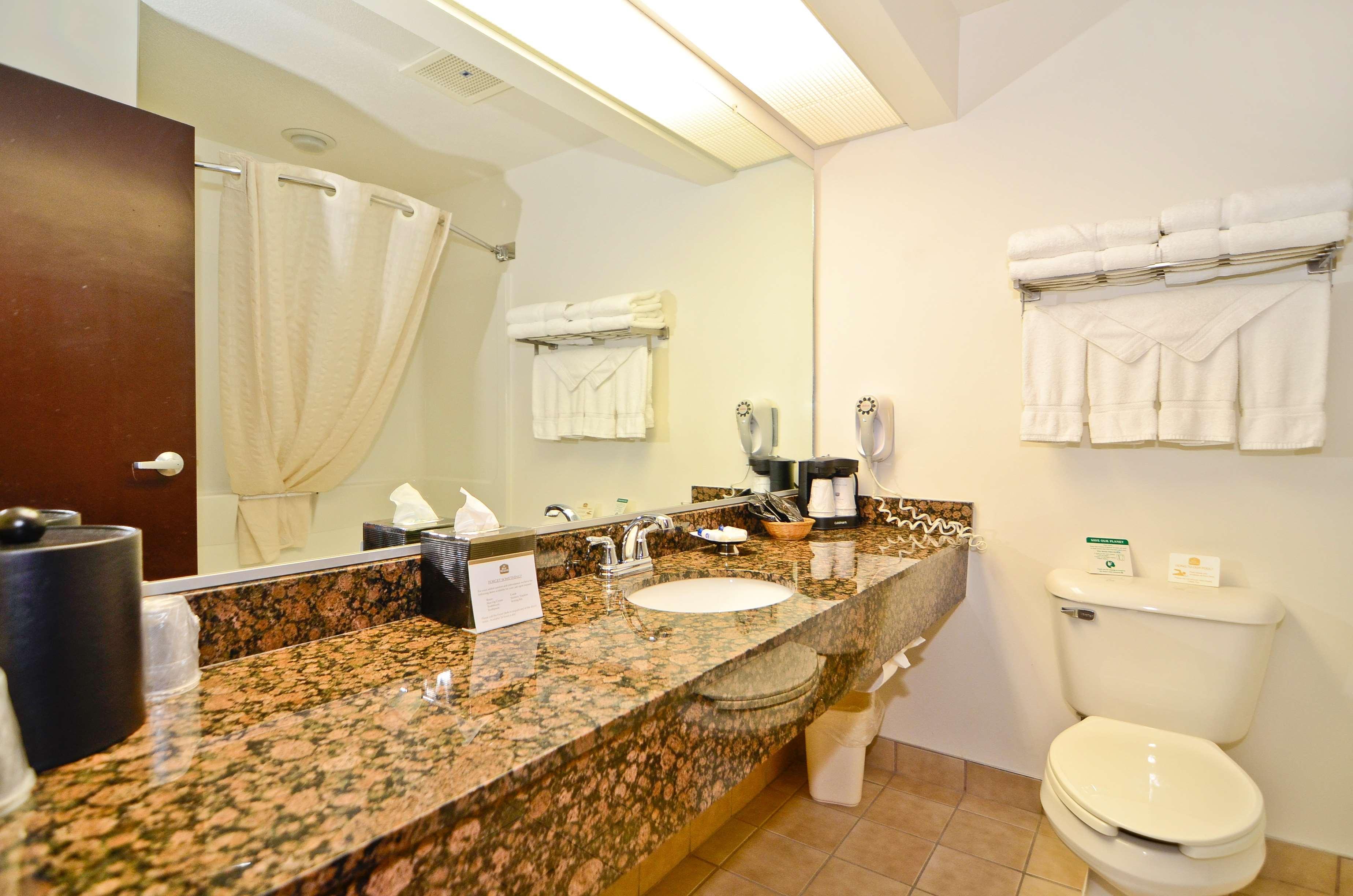 Best Western Gas City Room photo
