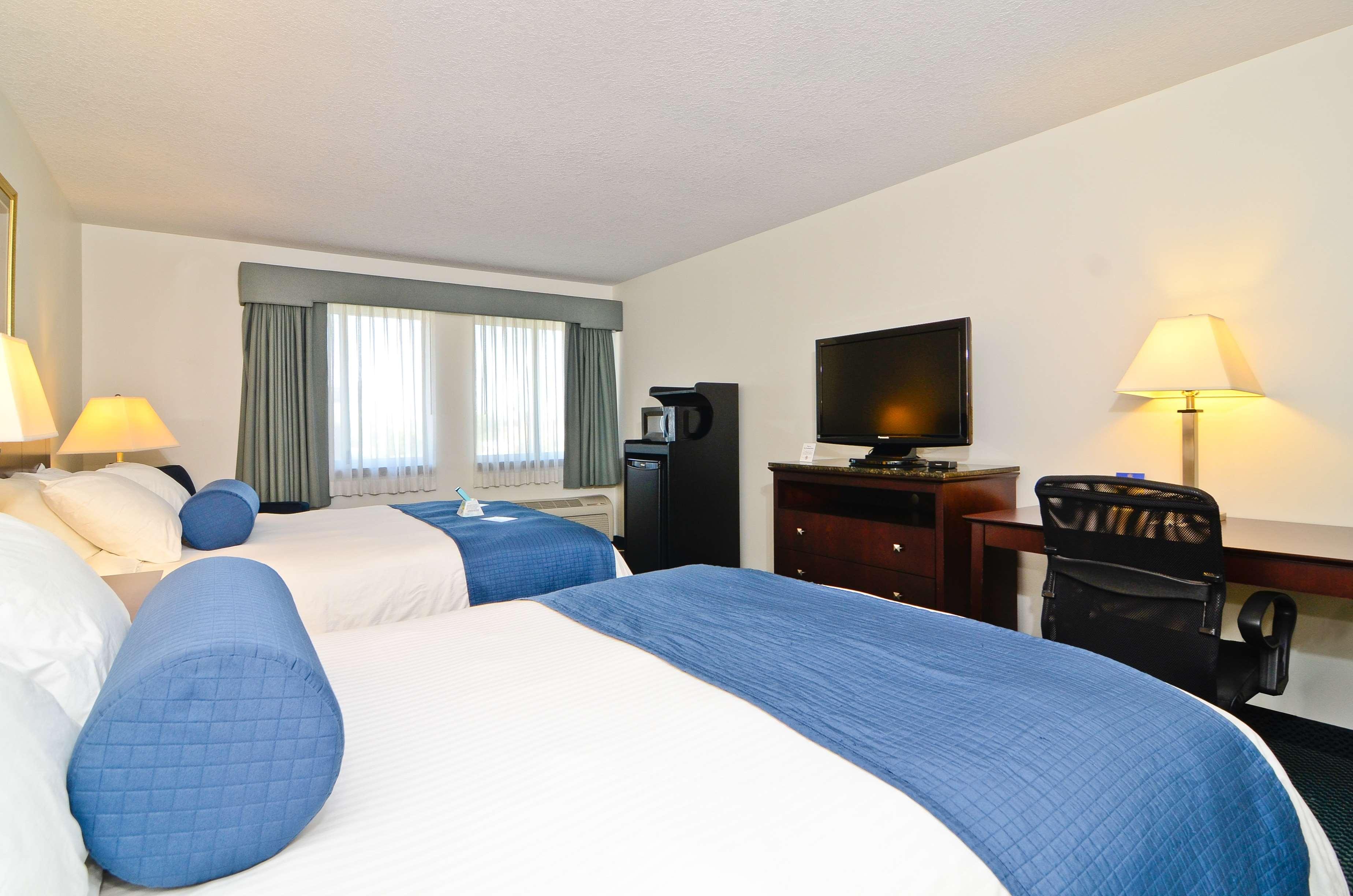 Best Western Gas City Room photo